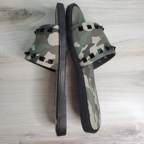 New! Olive Green Stud Slides - Picture 3 of 4